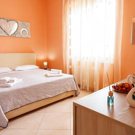 Penzion Petra Leccese - Art & Design With Pool