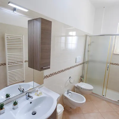 Petra Leccese - Art & Design With Pool بيت ضيافة