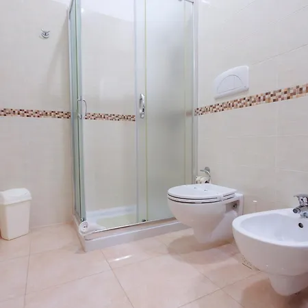بيت ضيافة Petra Leccese - Art & Design With Pool 3*